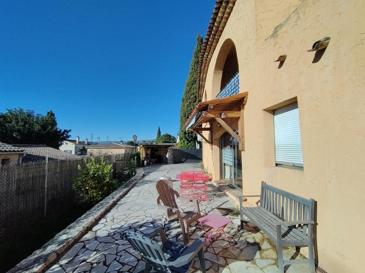 Rez-de-villa Mougins Exterior foto